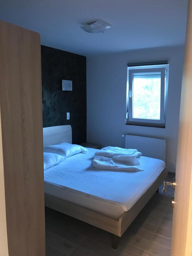 Apartments Barbara Пореч Екстер'єр фото
