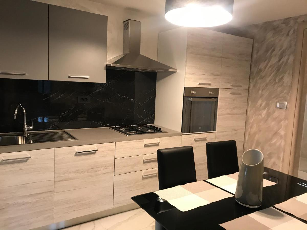 Apartments Barbara Пореч Екстер'єр фото